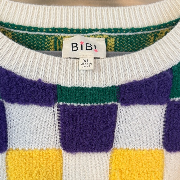 BiBi Vibrant Checkered Crew Neck Sweater - Picture 2 of 3